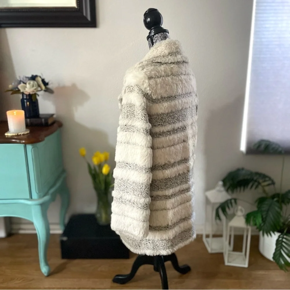 Cinq a Sept 5a7 Shaggy Boucle Tweed Faux Fur Boyfriend Jacket Coat Size Large